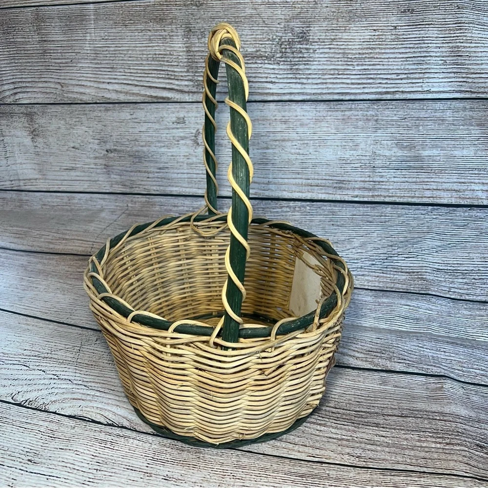 Vintage Large Oval Wicker Basket‎ Ceramic Moose & Cabin Tile Decorations Cottage